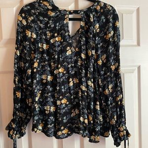 Floral top